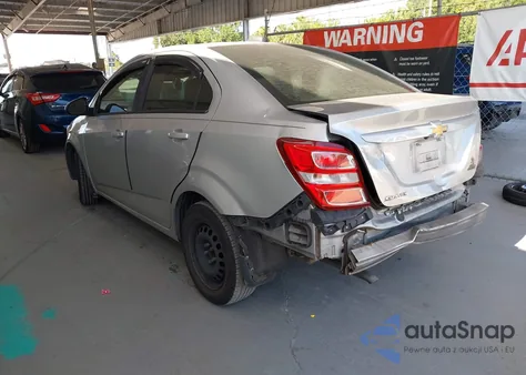 2017 Chevrolet Sonic Ls Auto z USA, uszkodzony, nr VIN 1G1JB5SH4H4141357